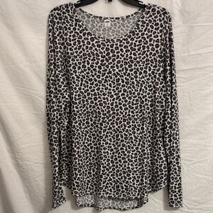 Old Navy Animal Print Long Sleeve Tee